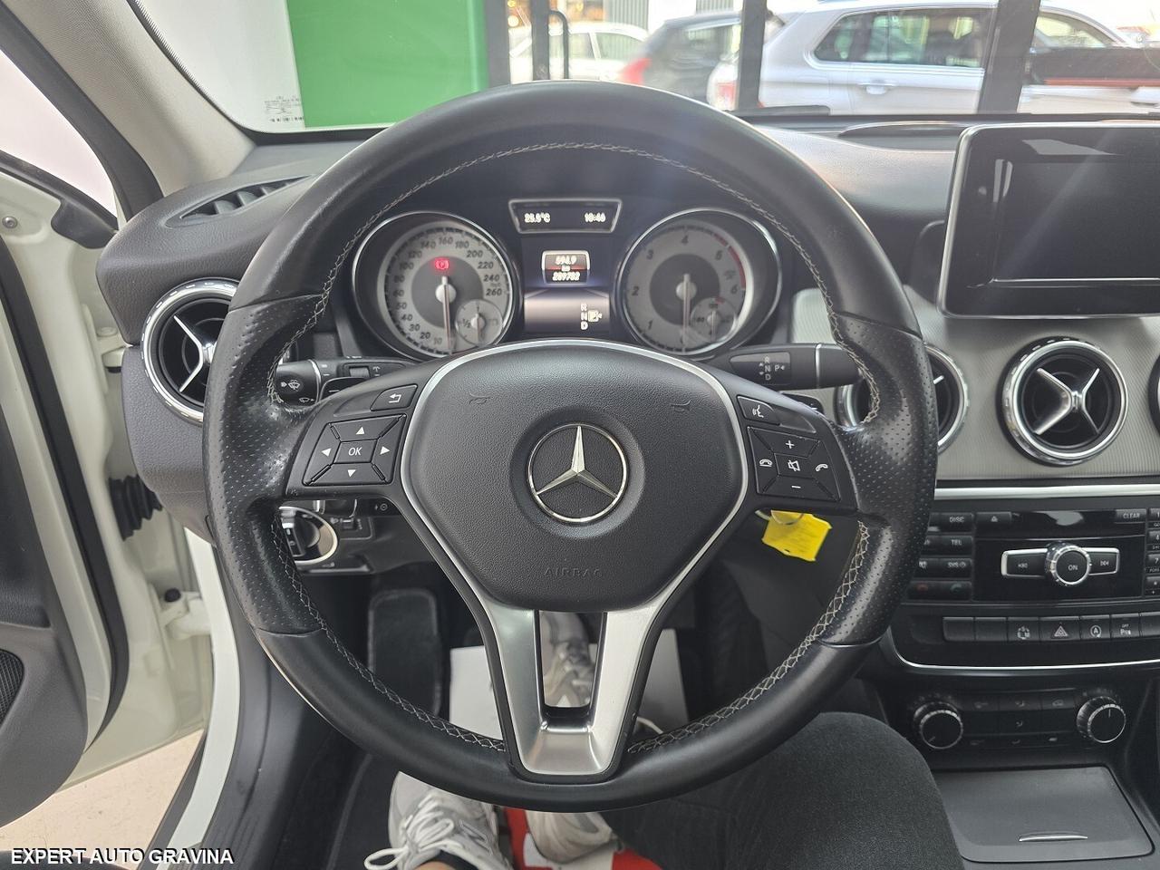 MERCEDES GLA 180d