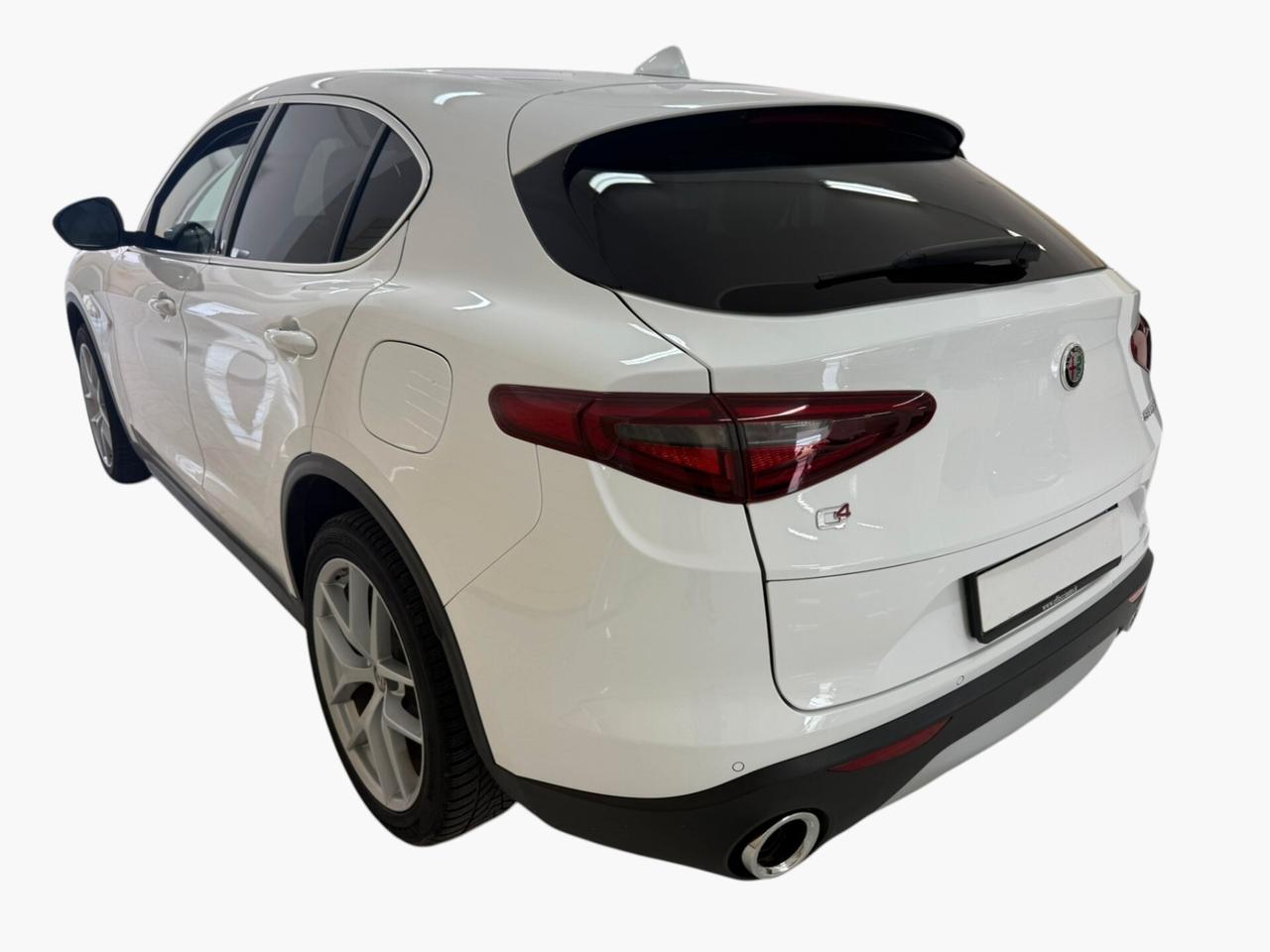 Alfa Romeo Stelvio 2.2 Turbodiesel 210 CV AT8 Q4 Executive
