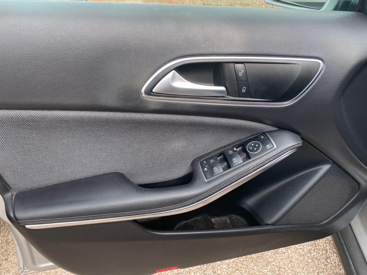 Mercedes-benz GLA 180 d Automatic Business