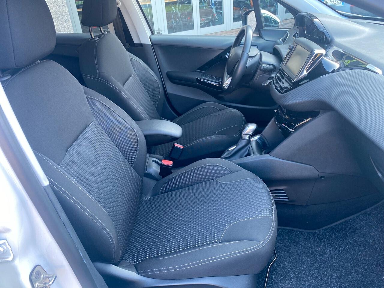 Peugeot 208 PureTech 82cv Allure - PERFETTA !!!