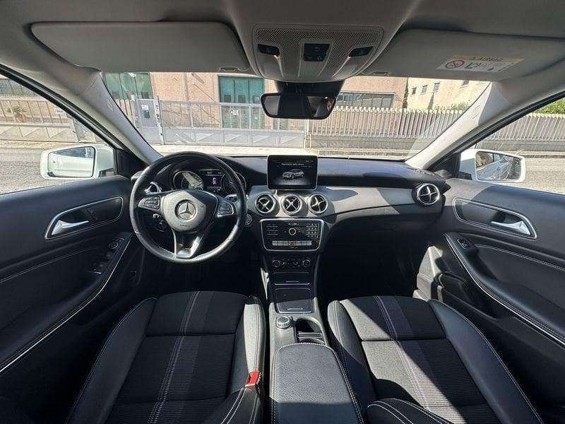 Mercedes-Benz GLA GLA 200 d Sport auto
