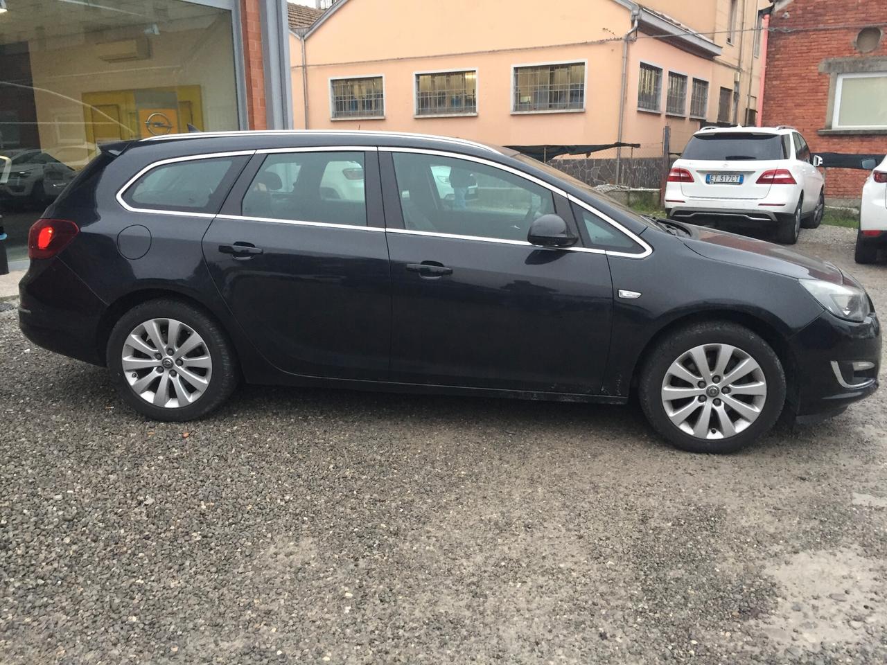 Opel Astra 1.6 CDTi 5 porte Business