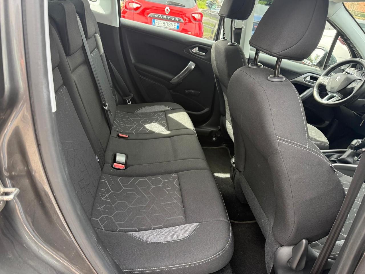 Peugeot 2008 BlueHDi 100 S&S Active