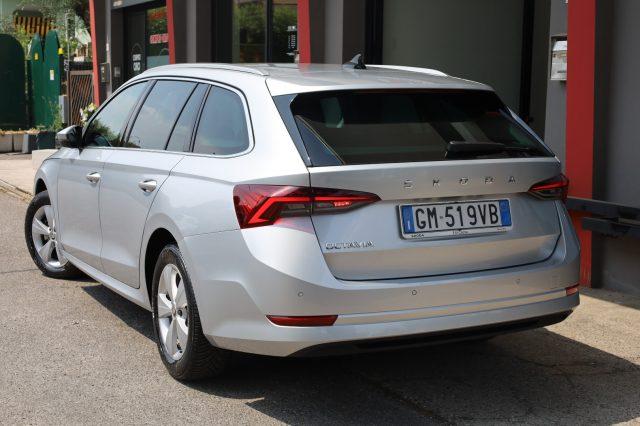 SKODA Octavia 2.0 TDI EVO SCR 150 CV DSG Wagon Executive ACC Led