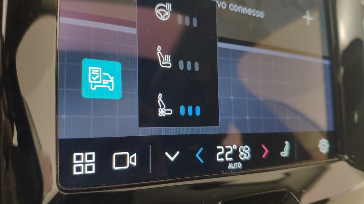 VOLVO Xc60 T8 Recharge Plug-In Hybrid Awd Aut. Ultimate Dark