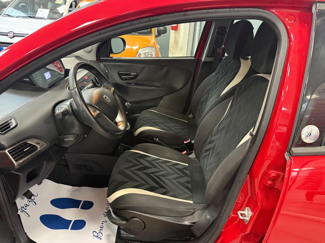 Lancia Ypsilon 1.2 69 CV GPL Ecochic Gold Ok Neopatentati