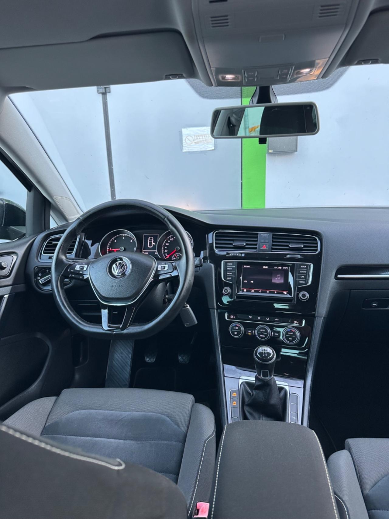 Volkswagen Golf 1.6 TDI 5p. Highline BlueMotion Technology