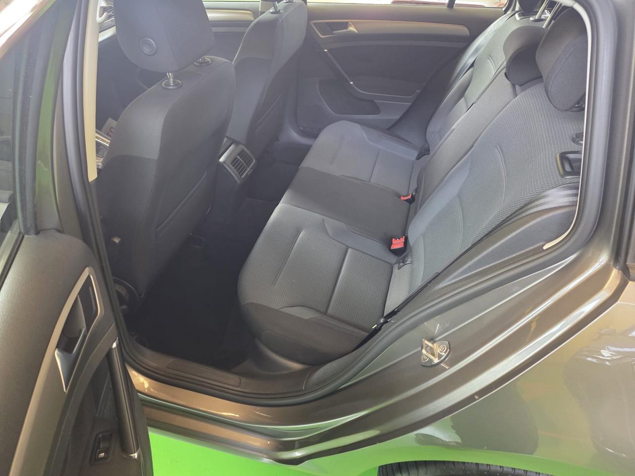 Volkswagen Golf Variant 1.6 TDI 110 CV DSG - Aut. euro 6 b