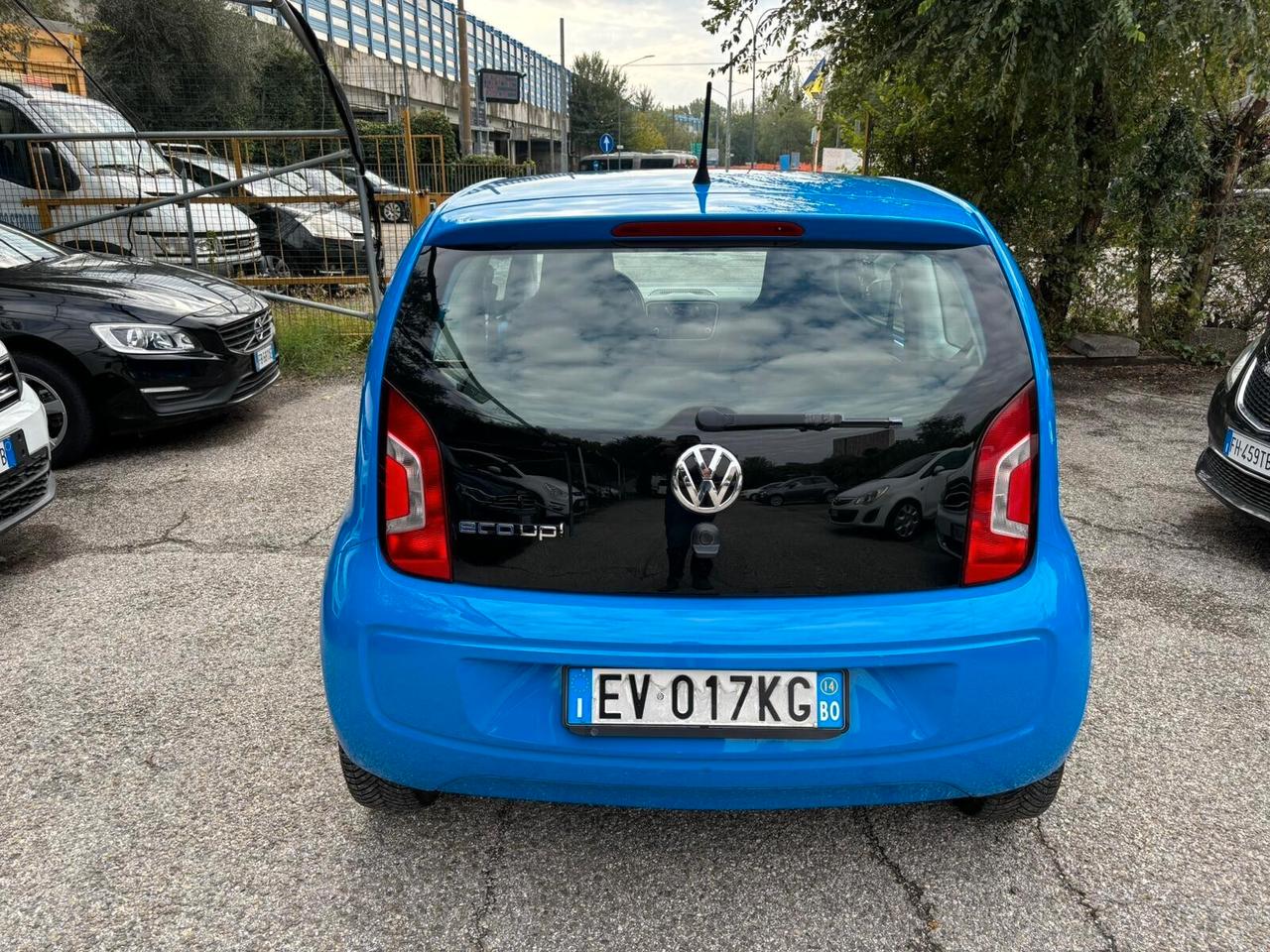 Volkswagen up! 1.0 3p. eco take up! OK Neopatentati