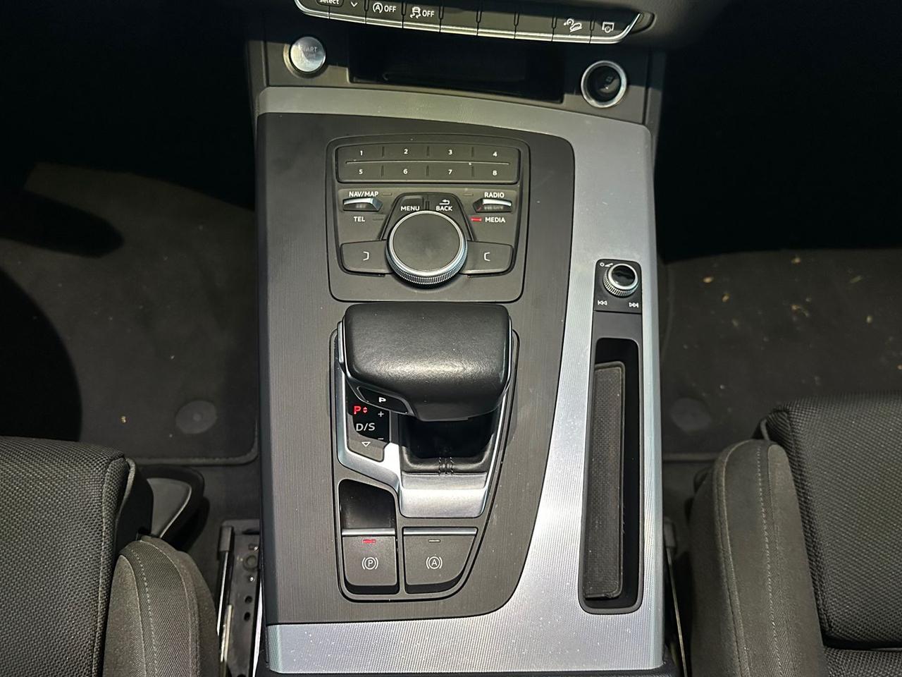Audi Q5 Sport 2.0 35 TDI #7429