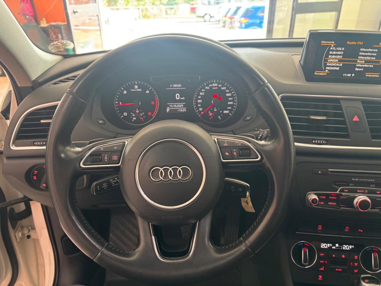 Audi Q3 2.0 TDI 120 CV Sport xeno navi automatica