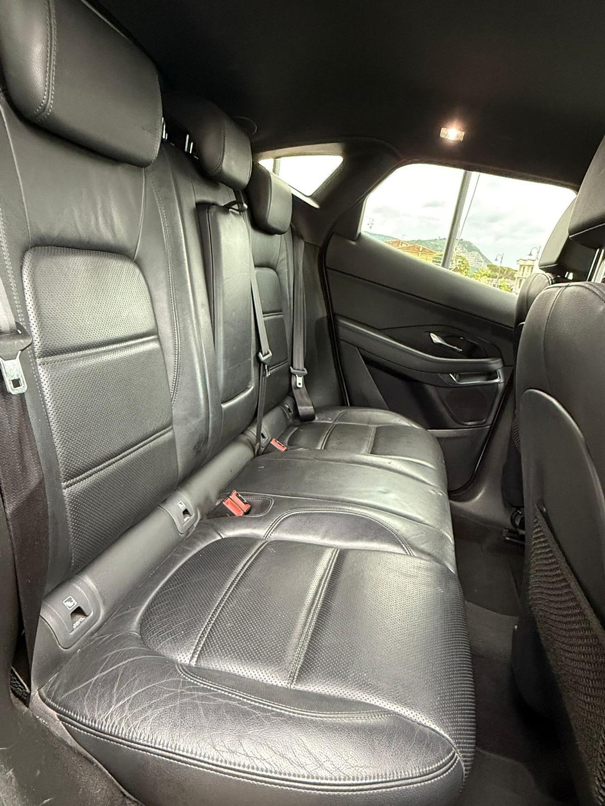 Jaguar E-Pace 2.0D 150 CV R-Dynamic S