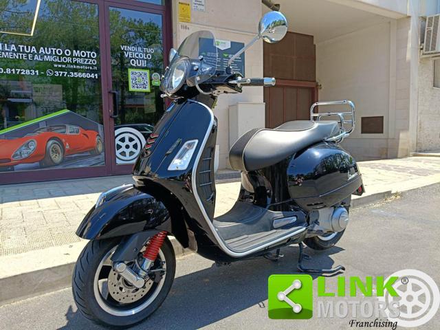 PIAGGIO Vespa GTS 300 Super ABS