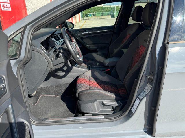 VOLKSWAGEN Golf GTI 2.0 TSI TCR Akrapovic DSG Service VW