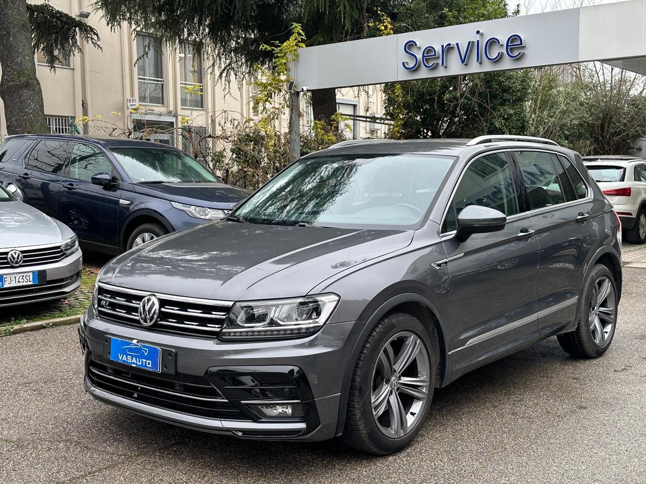 Volkswagen Tiguan 2.0 TDI SCR DSG Advanced BlueMotion Technology R-line