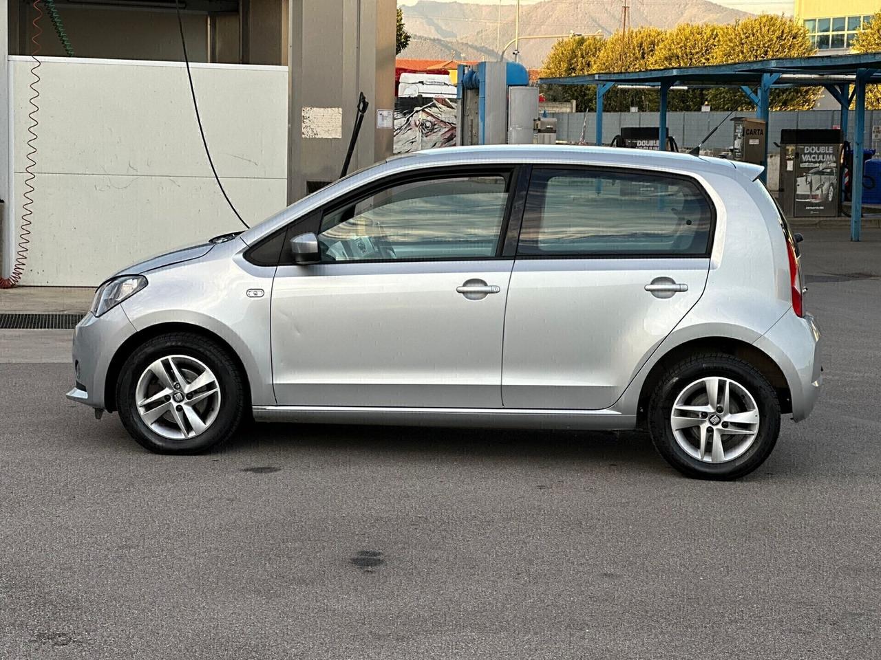 Seat Mii 1.0 68 CV 5 porte Chic Ecofuel