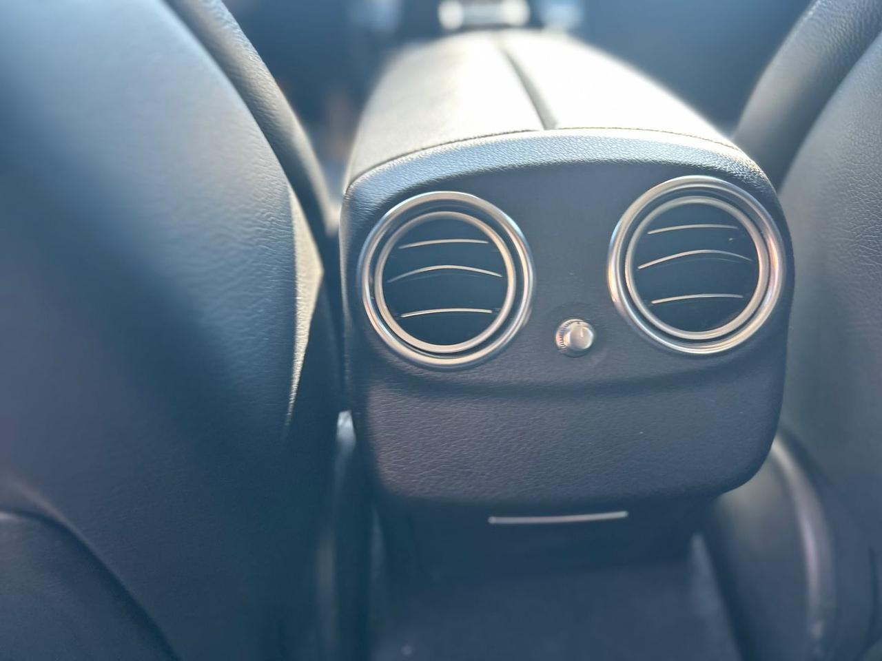 Mercedes-Benz E 220 Premium Plus E 220 D #10317