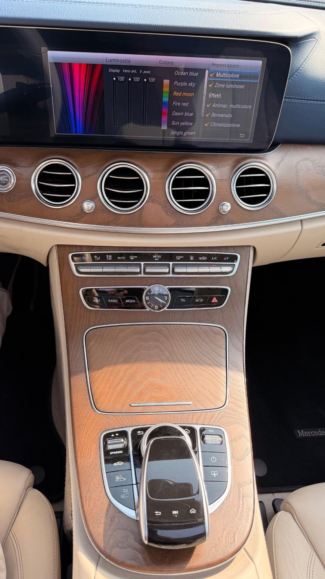 Mercedes-benz E 300 Auto EQ-Power Premium Plus