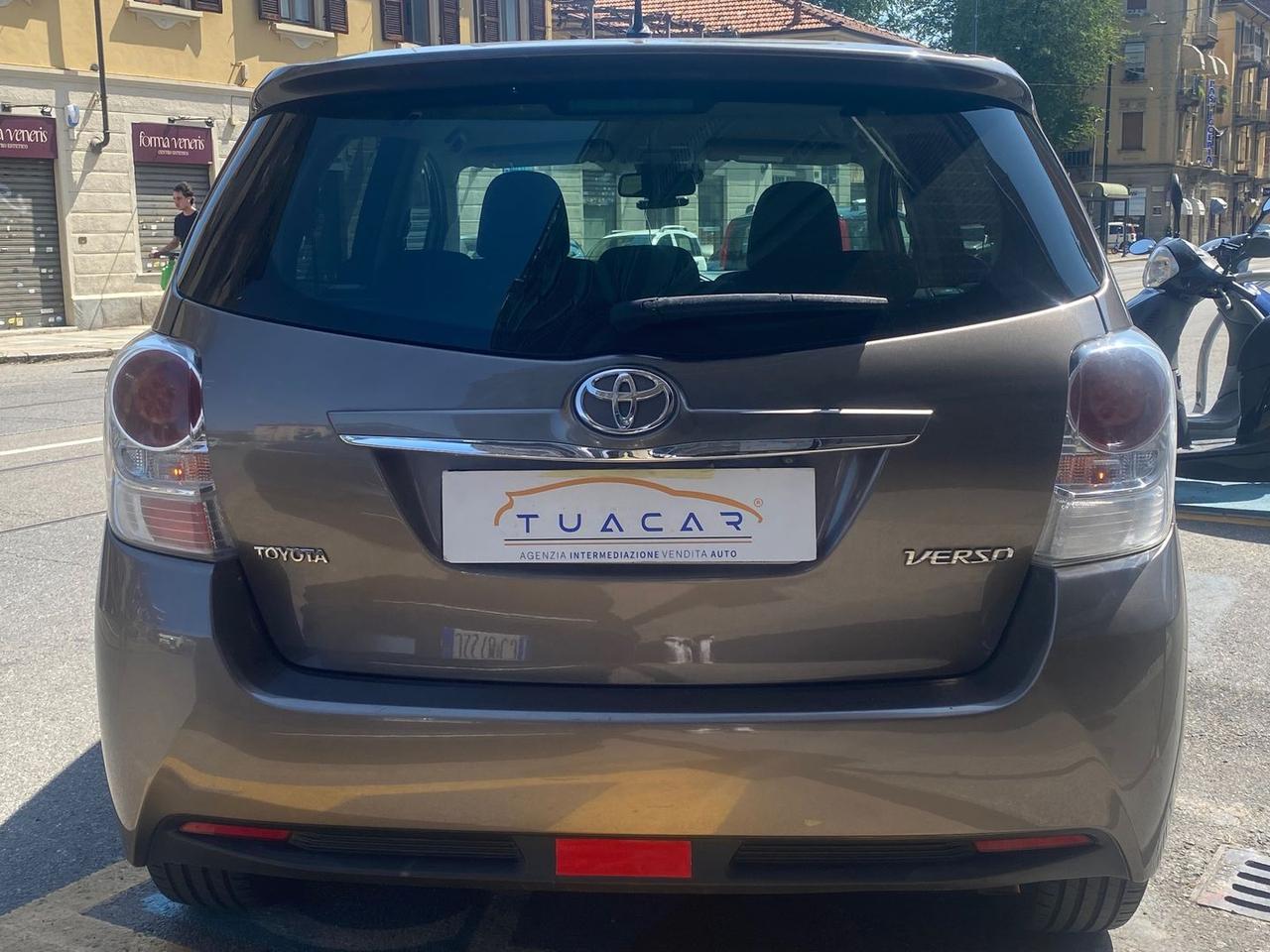 Toyota Verso D-4D Active #11975