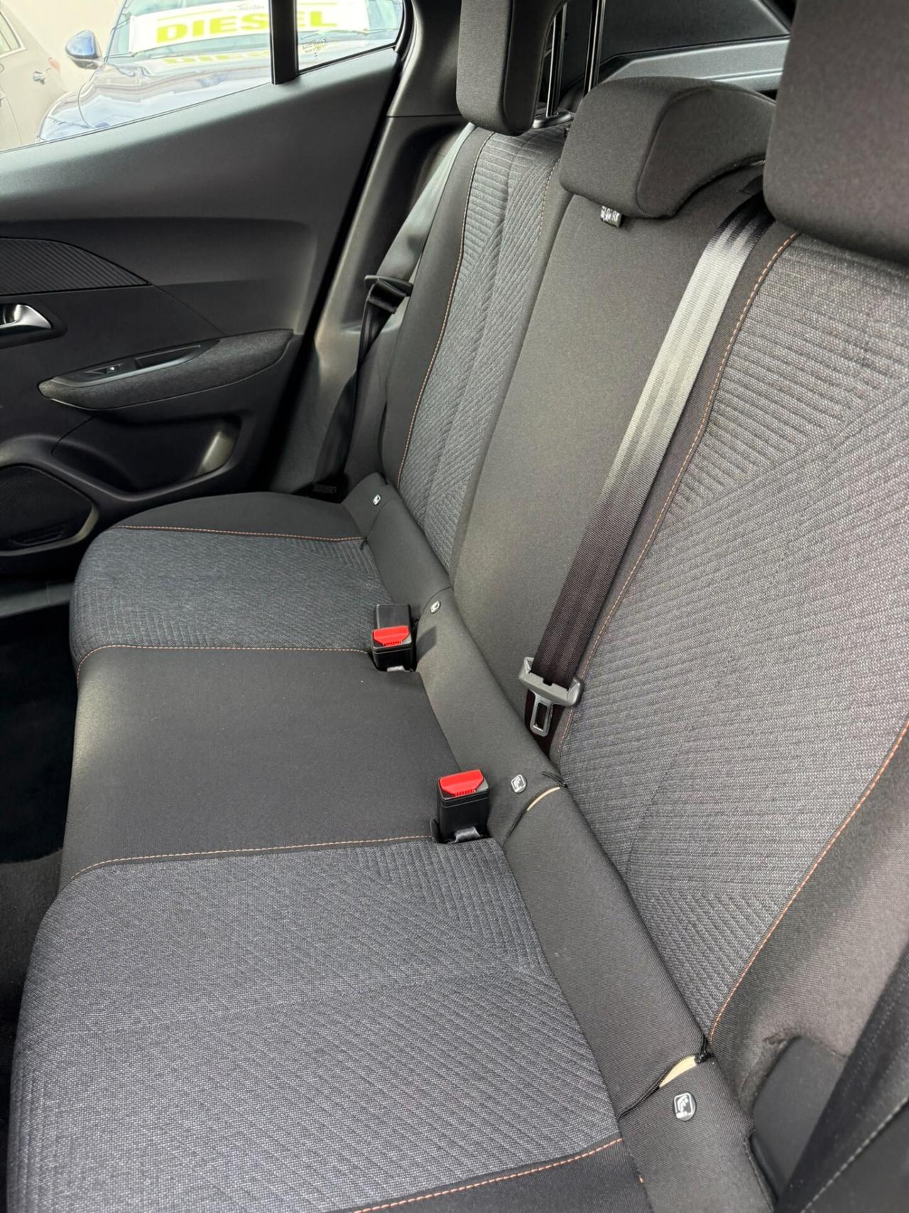 Peugeot 2008 PureTech 100 S&S Style 11/2025