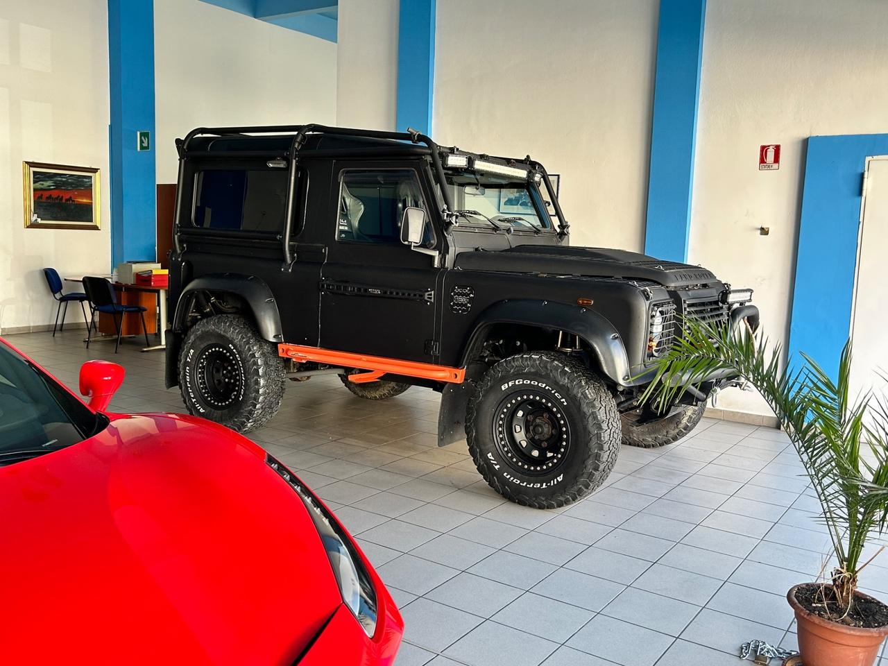 Land Rover Defender 90 2.2 TD4 Station Wagon N1