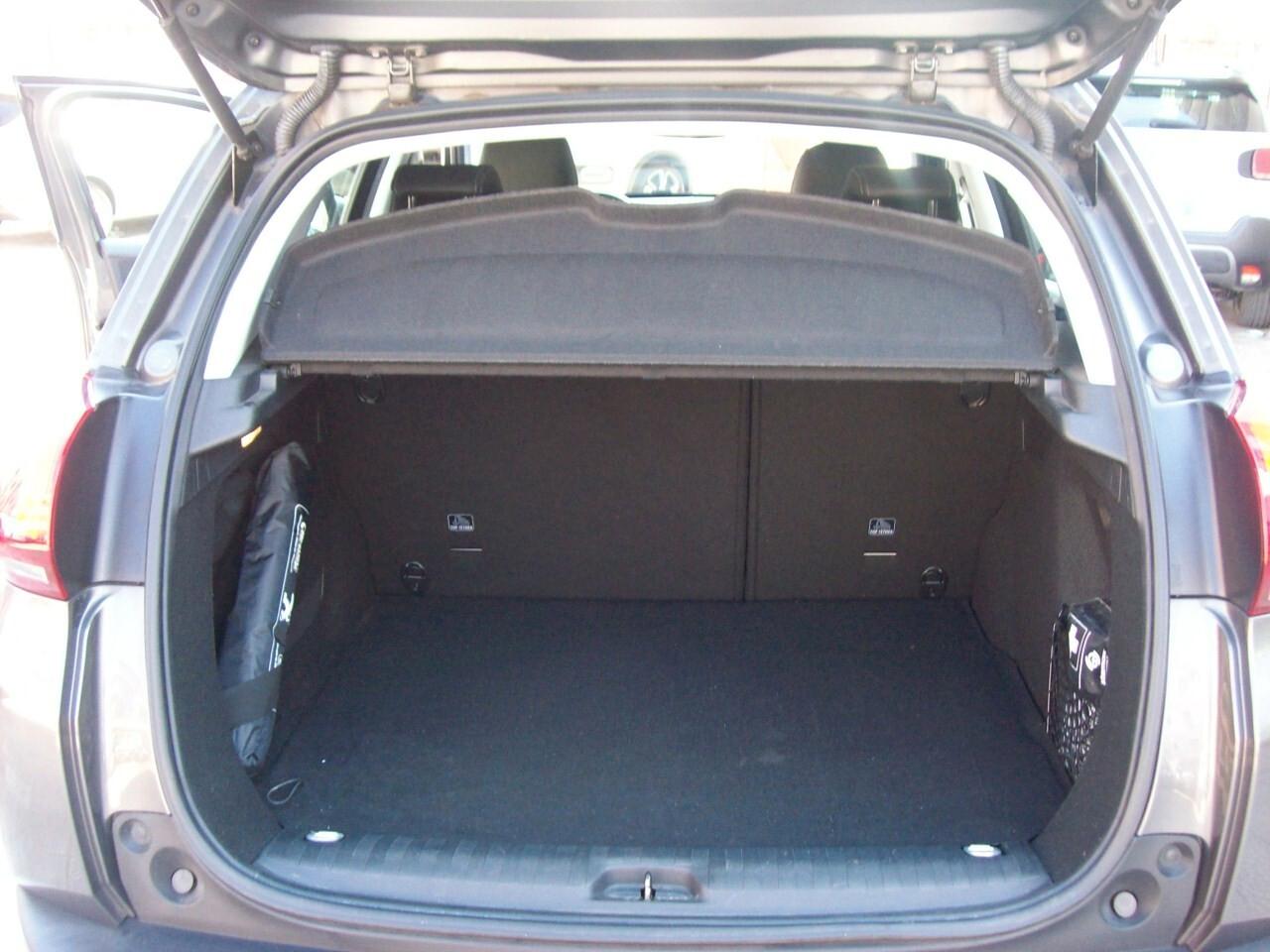 Peugeot 2008 1.5 BlueHDi 102 S&S Allure