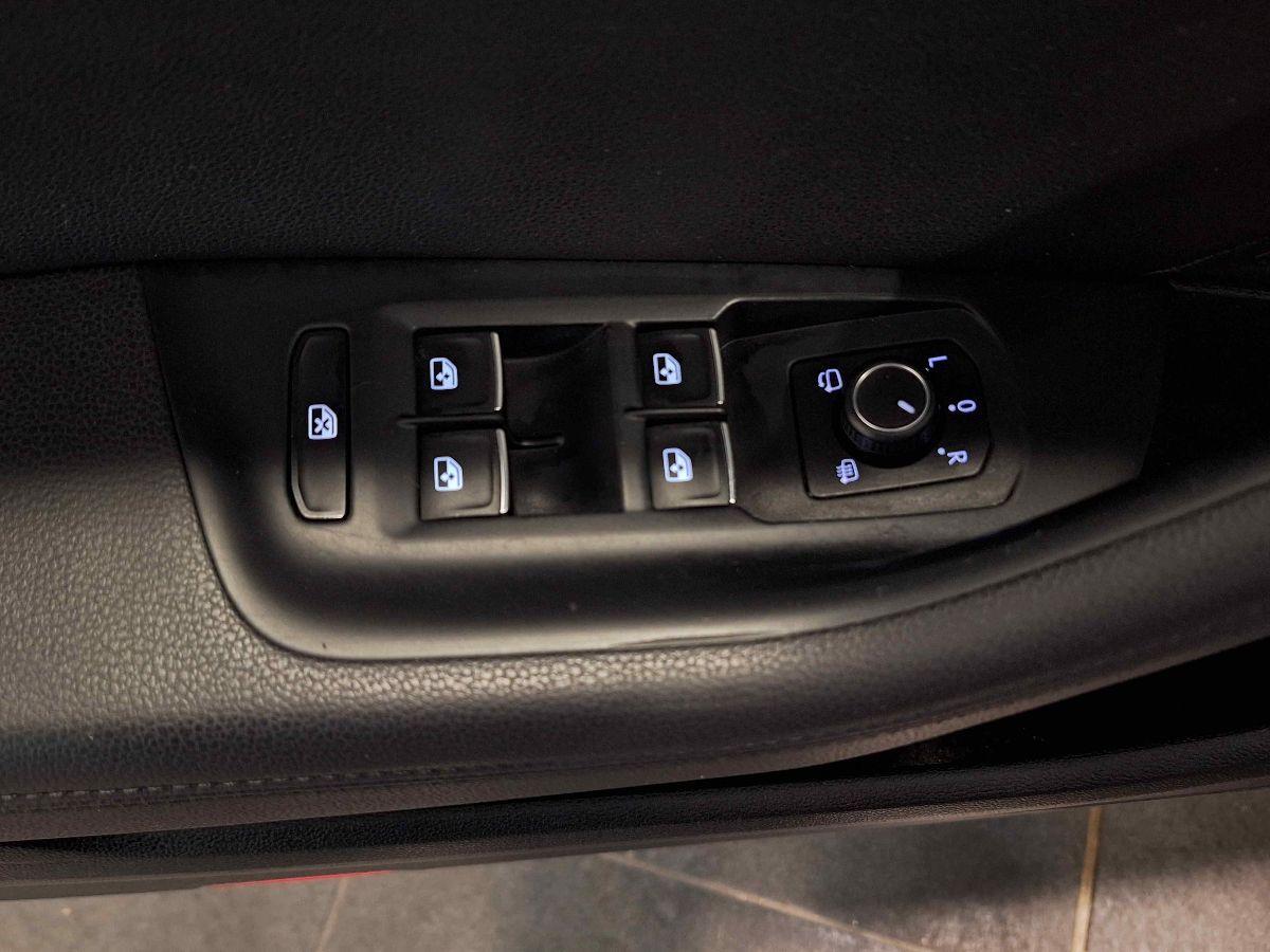 VOLKSWAGEN Passat Var.2.0 TDI 190 4MOT DSG High.BMT - CONTO VENDITA