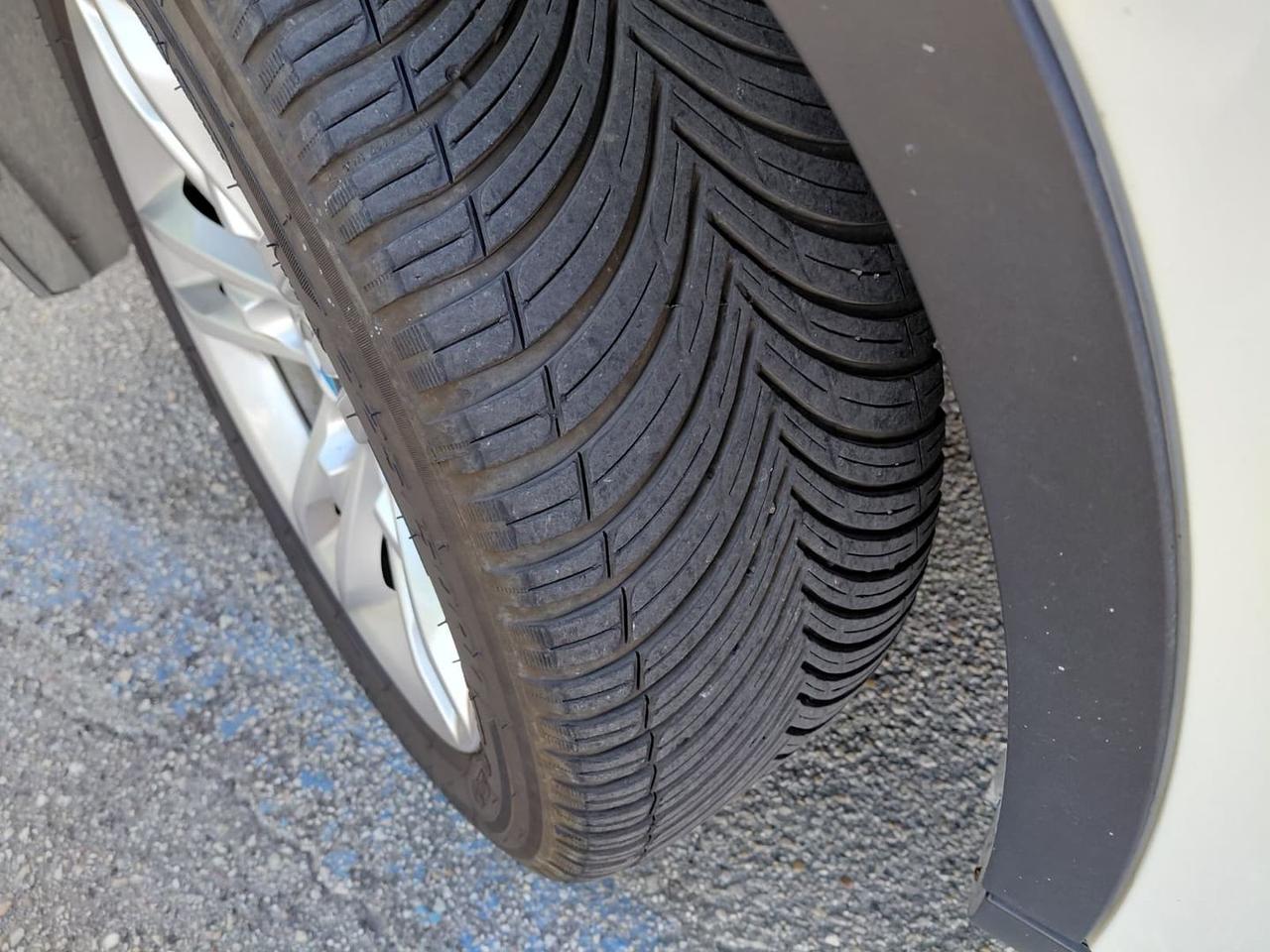 Bmw X1 Sport Line 18 d #10630