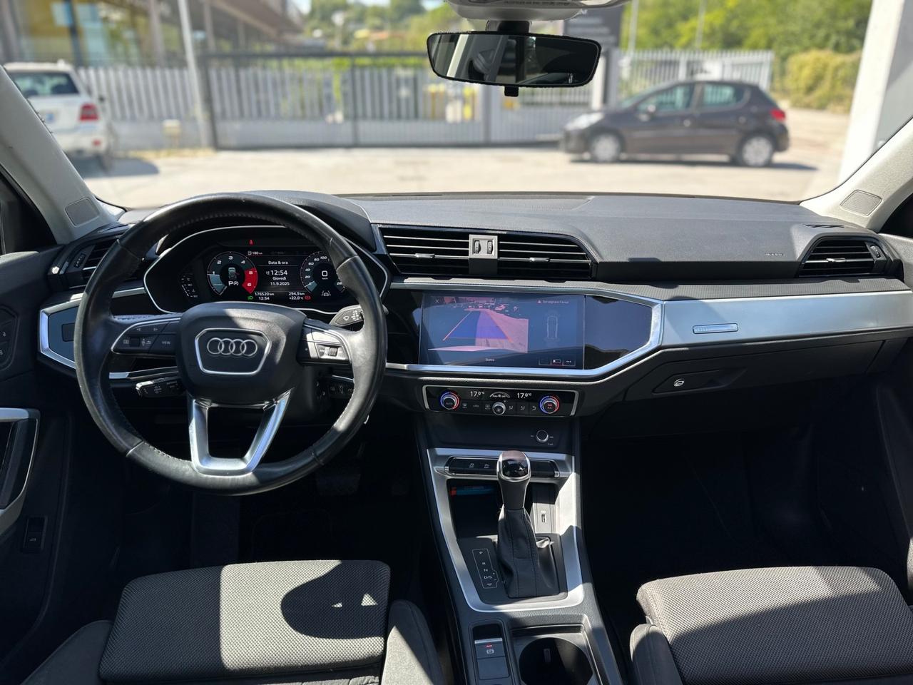 Audi Q3 35 TDI S tronic Business Advanced