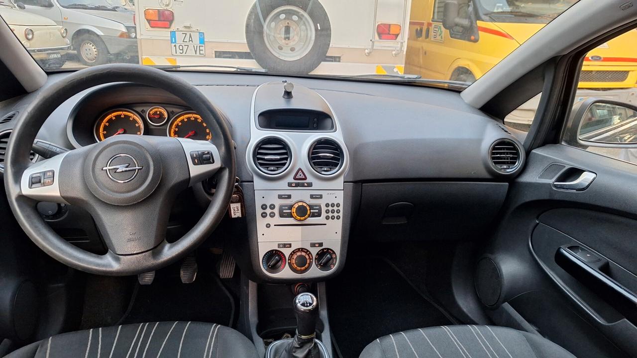 Opel Corsa 1.2 3 porte Easytronic Enjoy