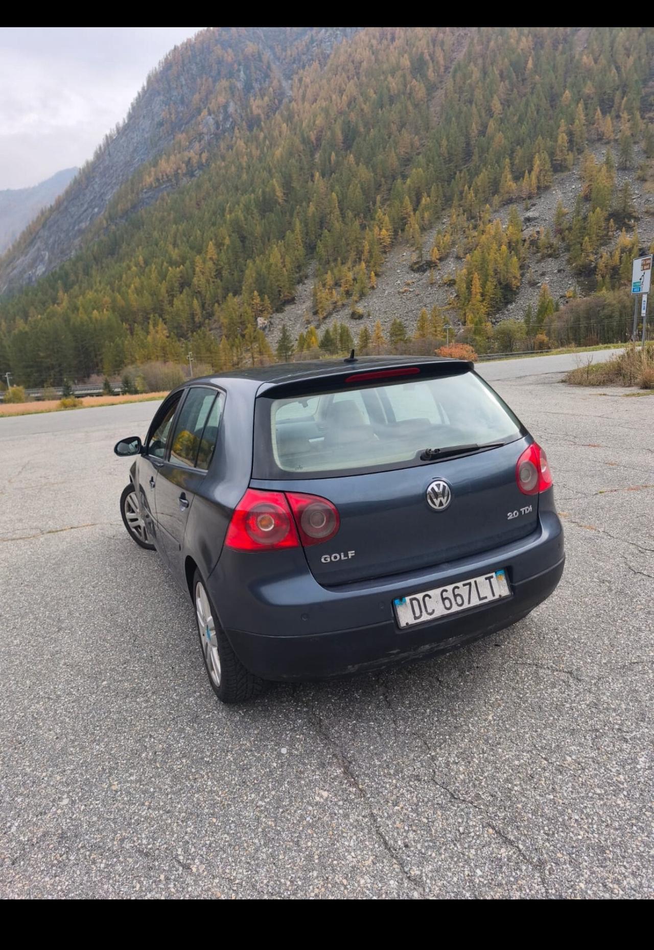 Volkswagen Golf 2.0 TDI 140cv