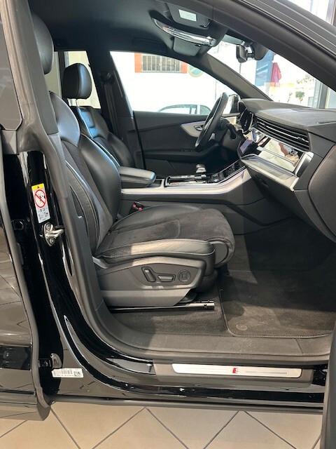 Audi Q8 50 3.0 tdi mhev S-line Edition