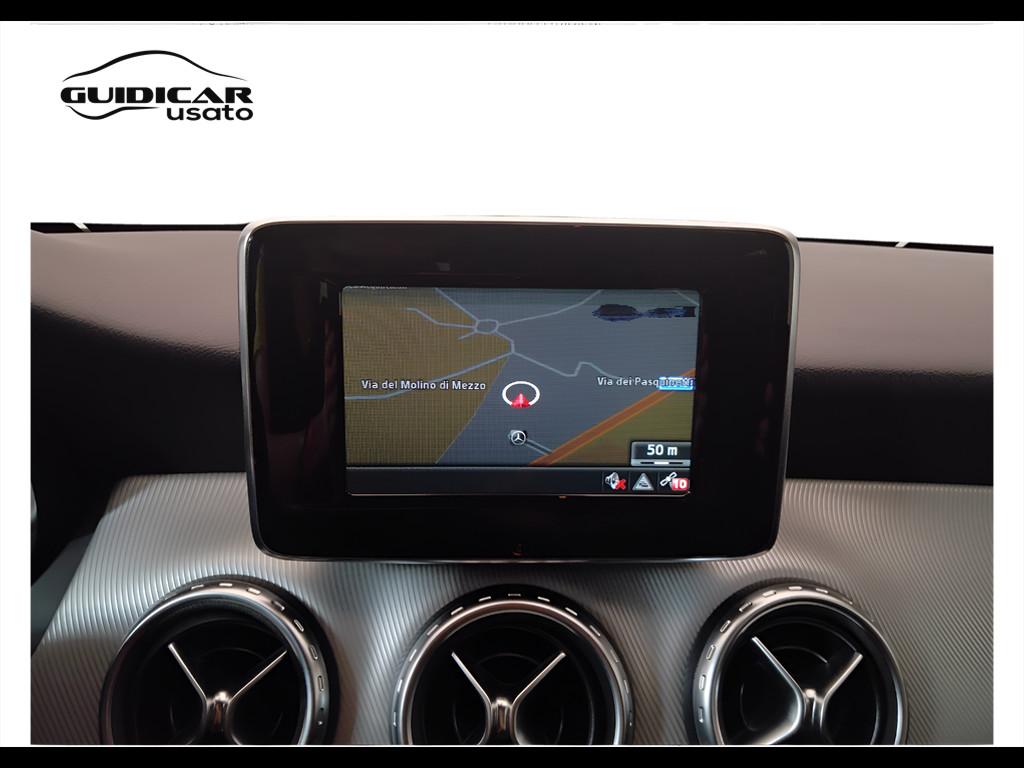 Mercedes-Benz GLA-X156 2014 - GLA 220 d (cdi) Sport 4matic 170cv auto