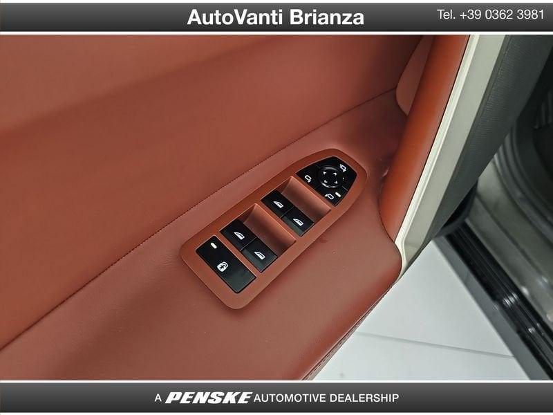 BMW iX iX xDrive50 Pacchetto Sportivo KIT GOMME INVERNALI