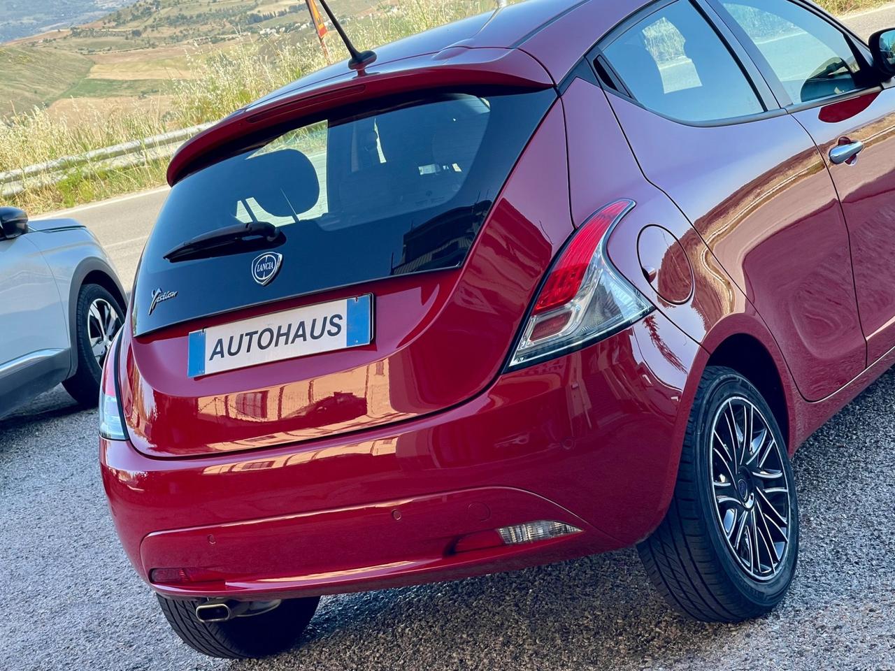 Lancia Ypsilon 1.2 69 CV 5 porte S&S Gold