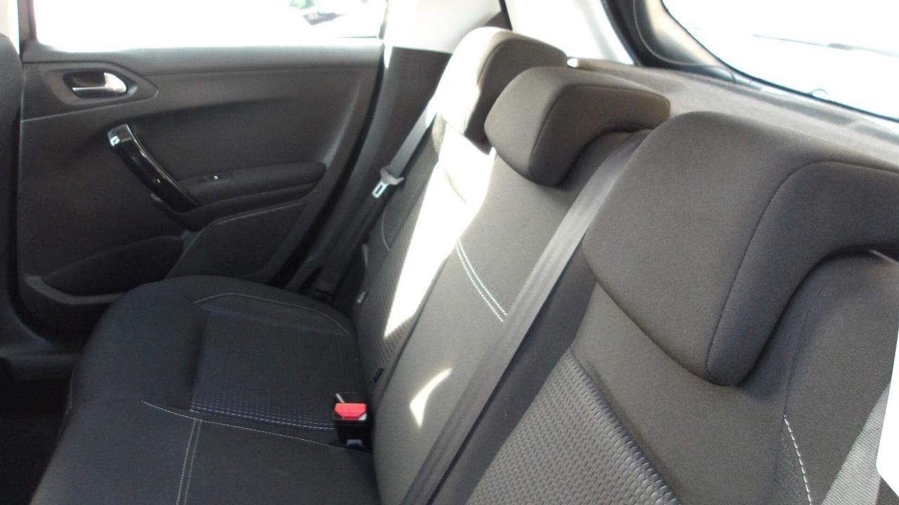 PEUGEOT 208 1.6 DIESEL-RETROC-PREZZO PROMO!