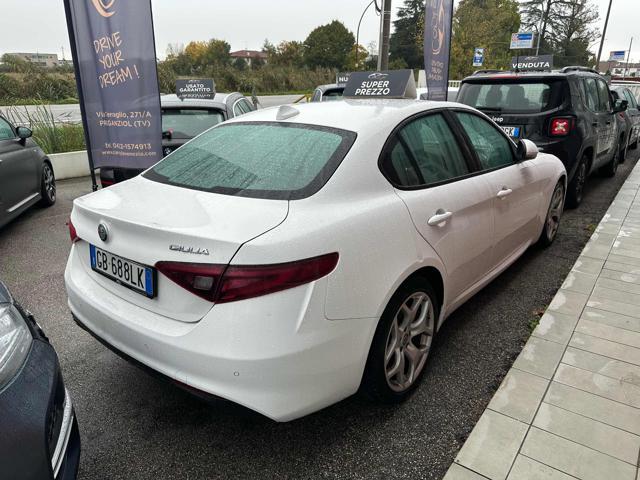 ALFA ROMEO Giulia 2.2 Turbodiesel 160 CV AT8 Executive