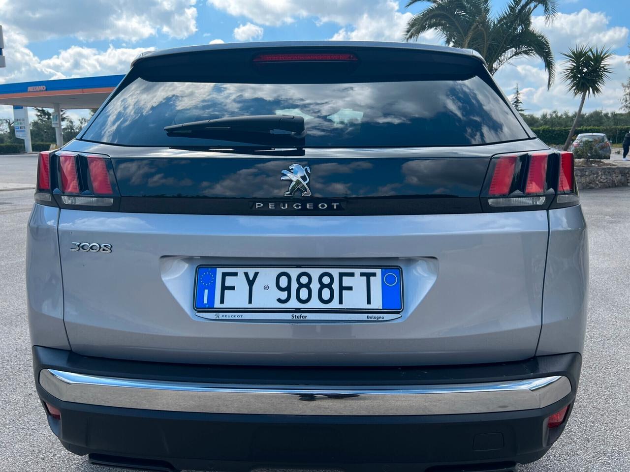 Peugeot 3008 BlueHDi 130 S&S Business