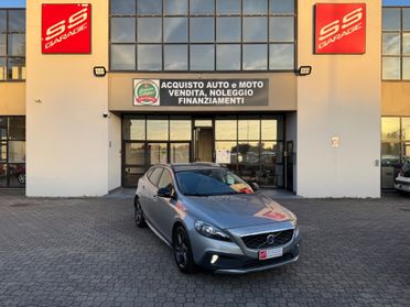 Volvo V40 Cross Country D2 1.6 Summum