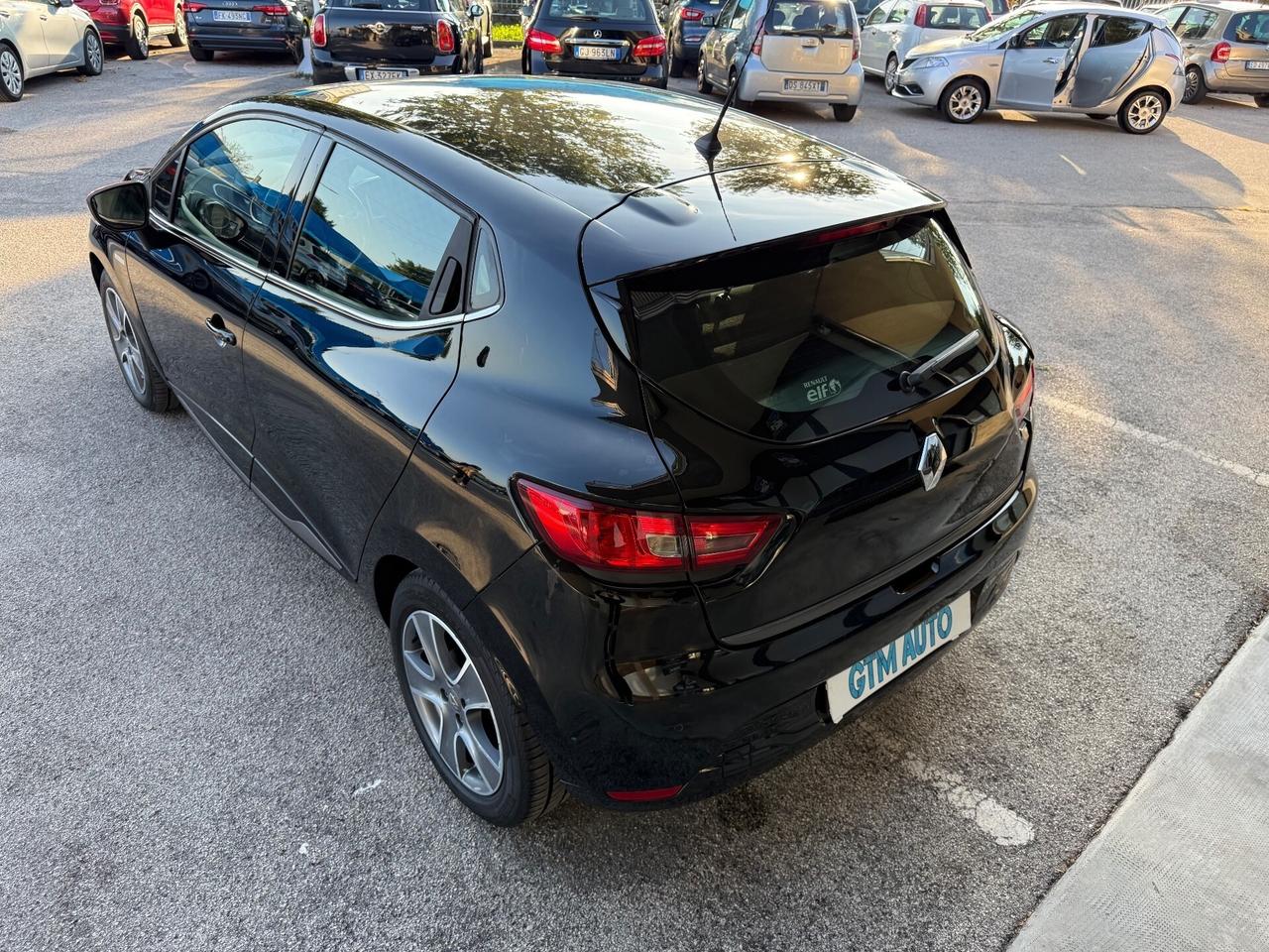 Renault Clio 1.2 75CV 5 porte - Neopatentati