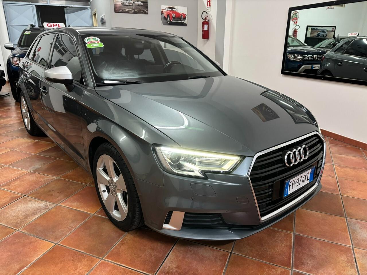 AUDI A3 SPORTBACK S-TRONIC SPORT 2017