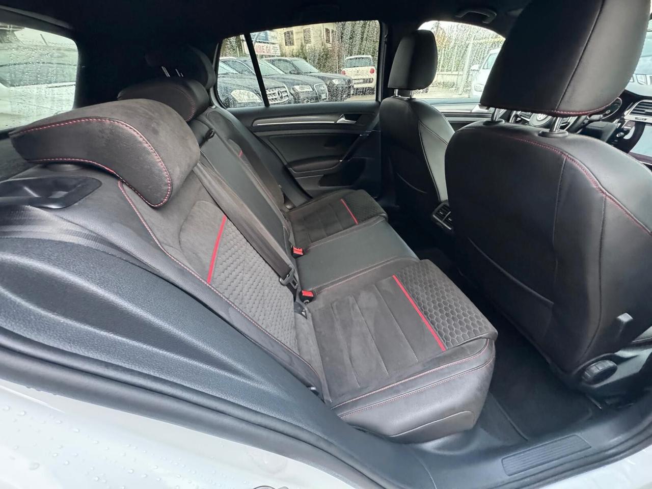 Volkswagen Golf GTI Performance 2.0 TSI 5p. BlueMotion Technology