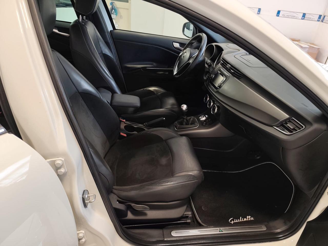 Alfa Romeo Giulietta 2.0 JTDm-2 150 CV Distinctive