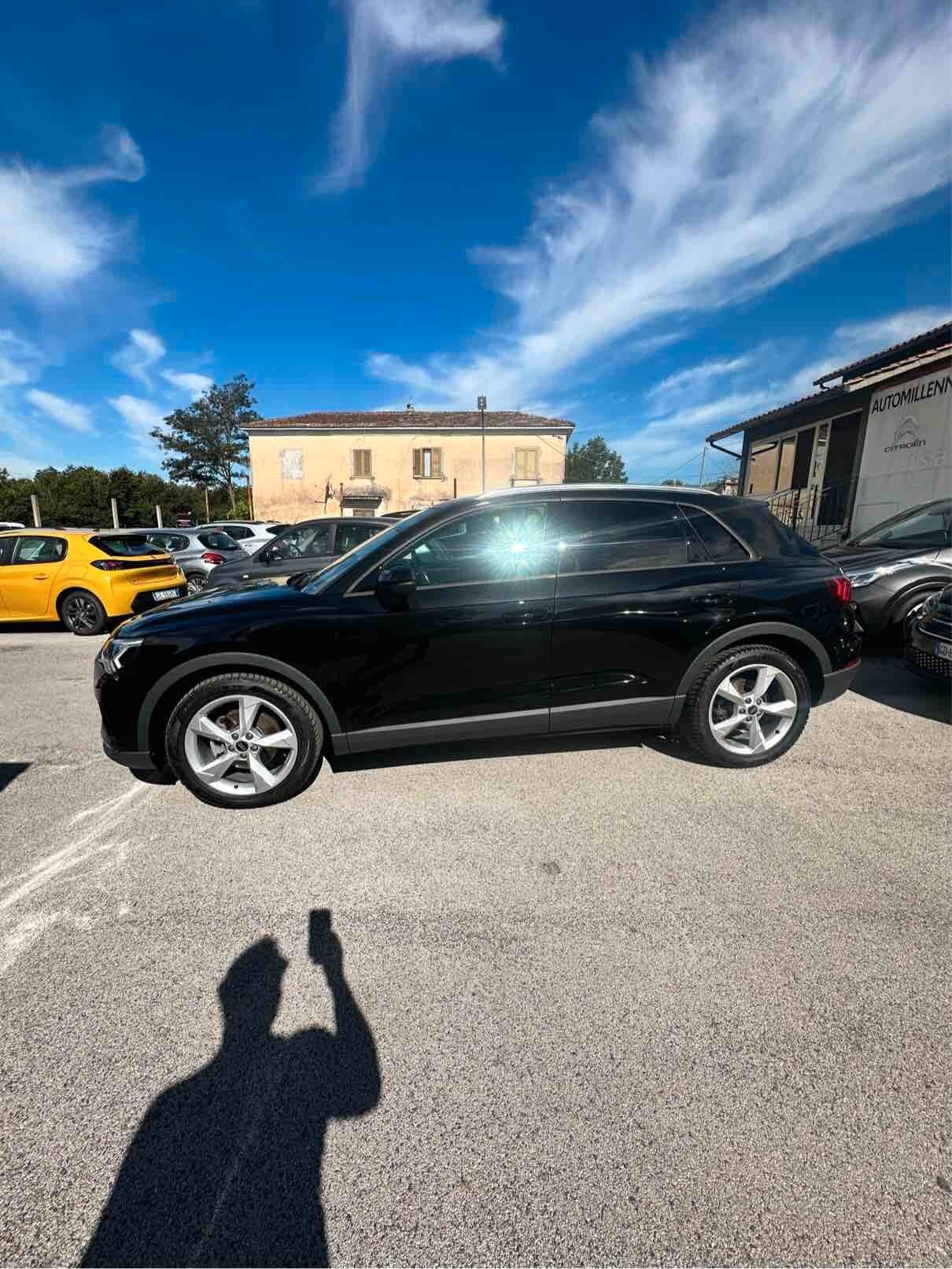 Audi Q3 35 TDI S tronic Business Advanced