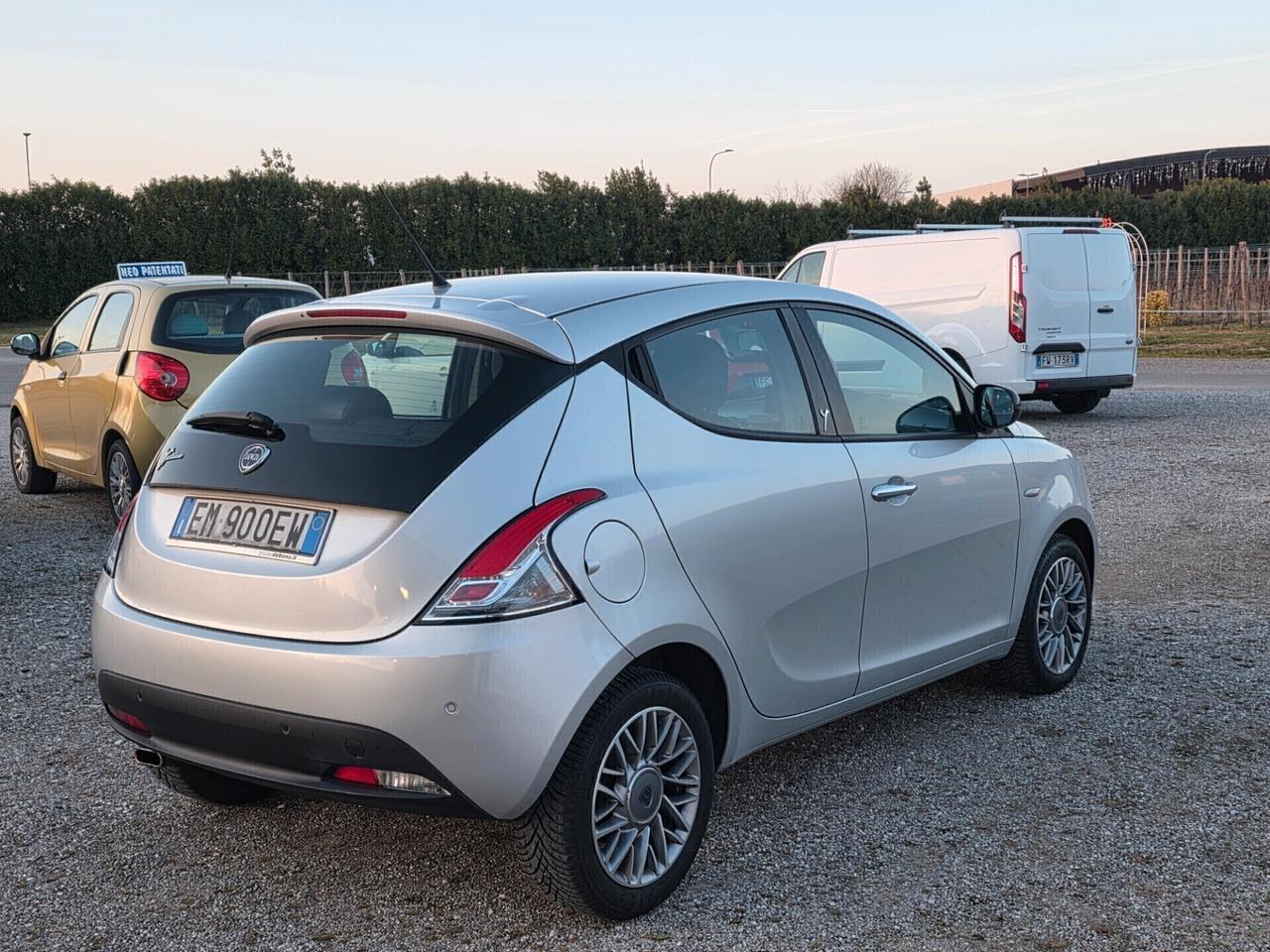 Lancia Ypsilon CV 5 porte S&S Platinum FINANZIABILE