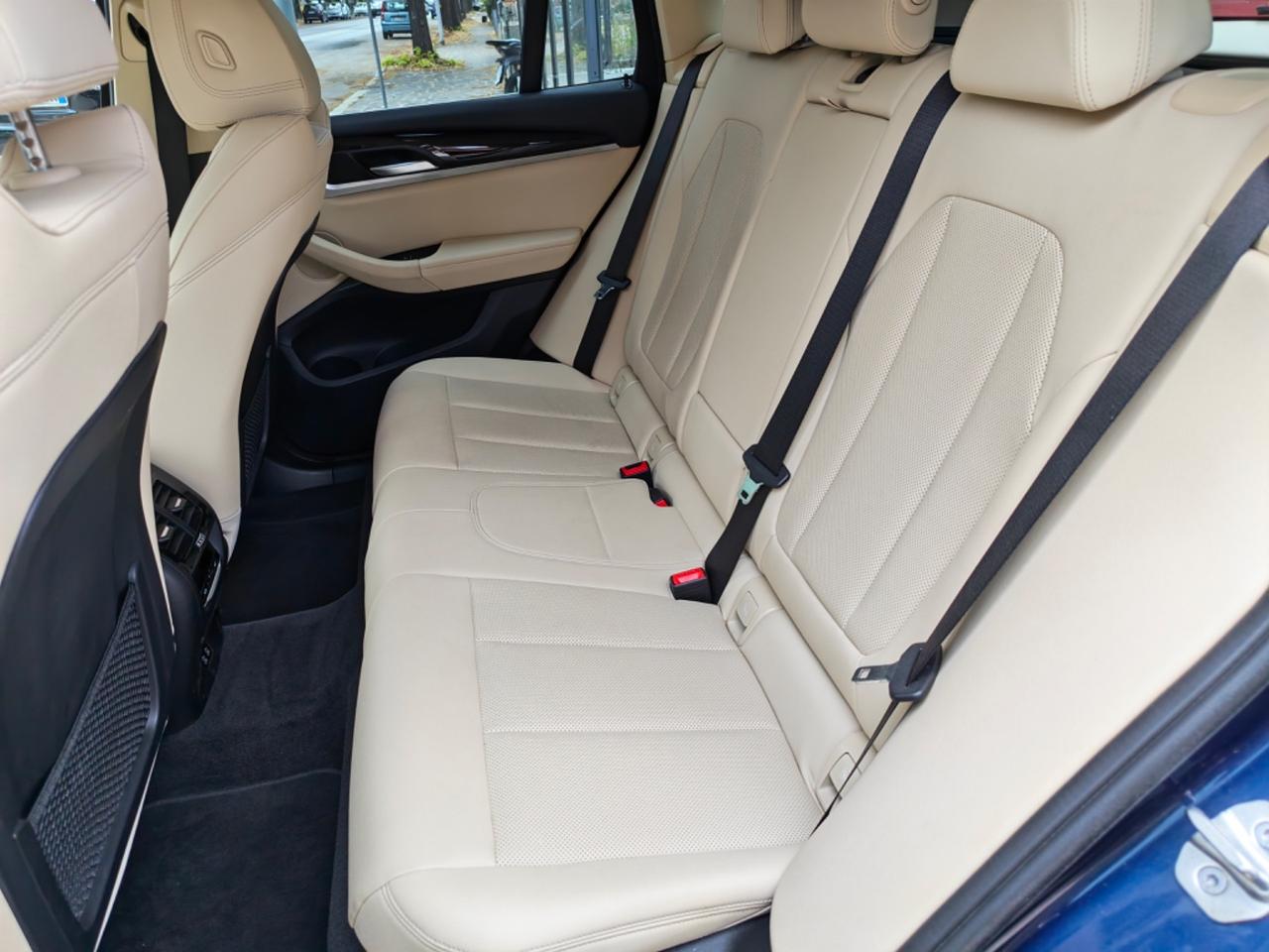 Bmw X3 sDrive18d 48V