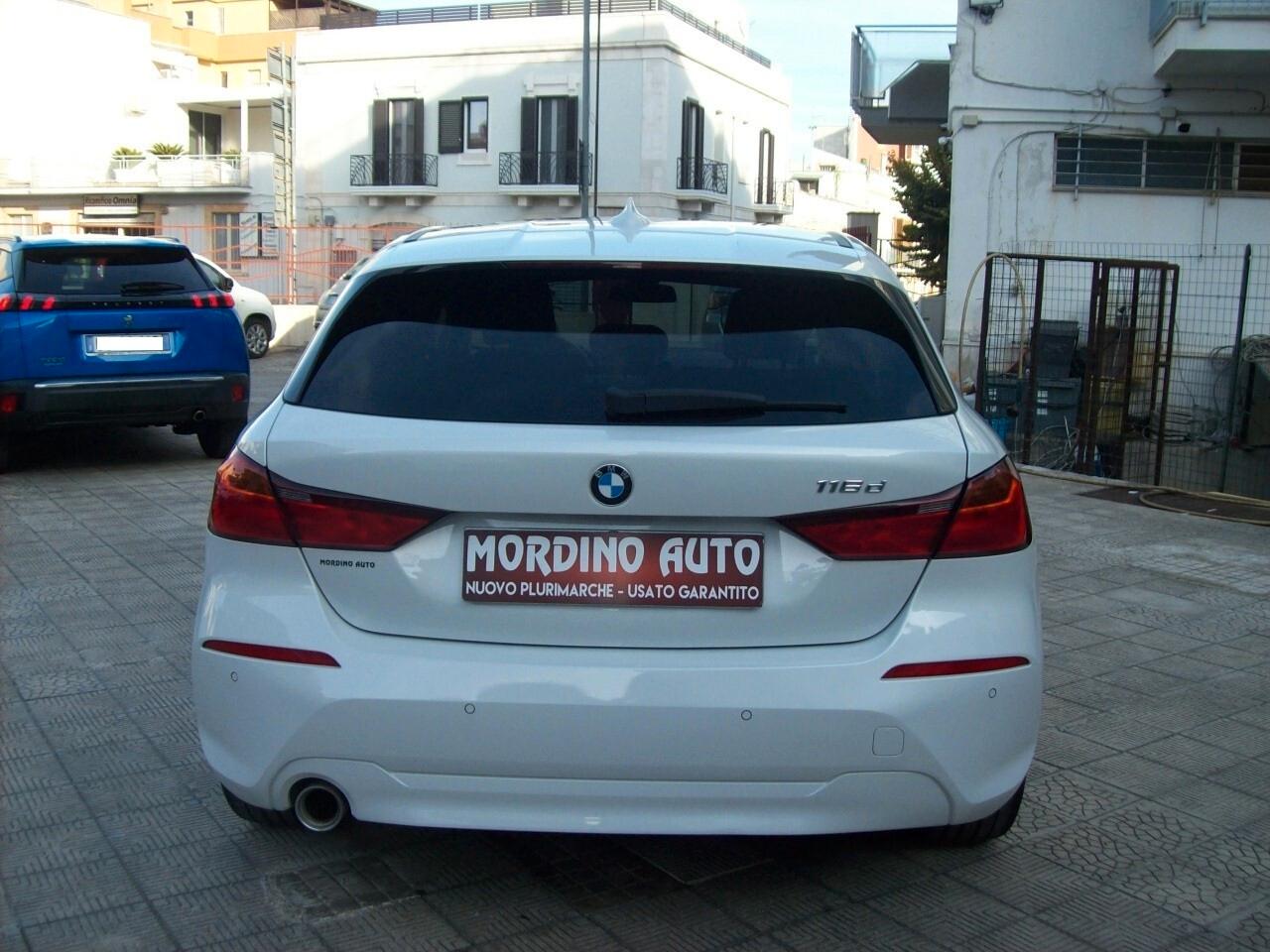 Bmw 116d 5p Steptronic Business Advantage