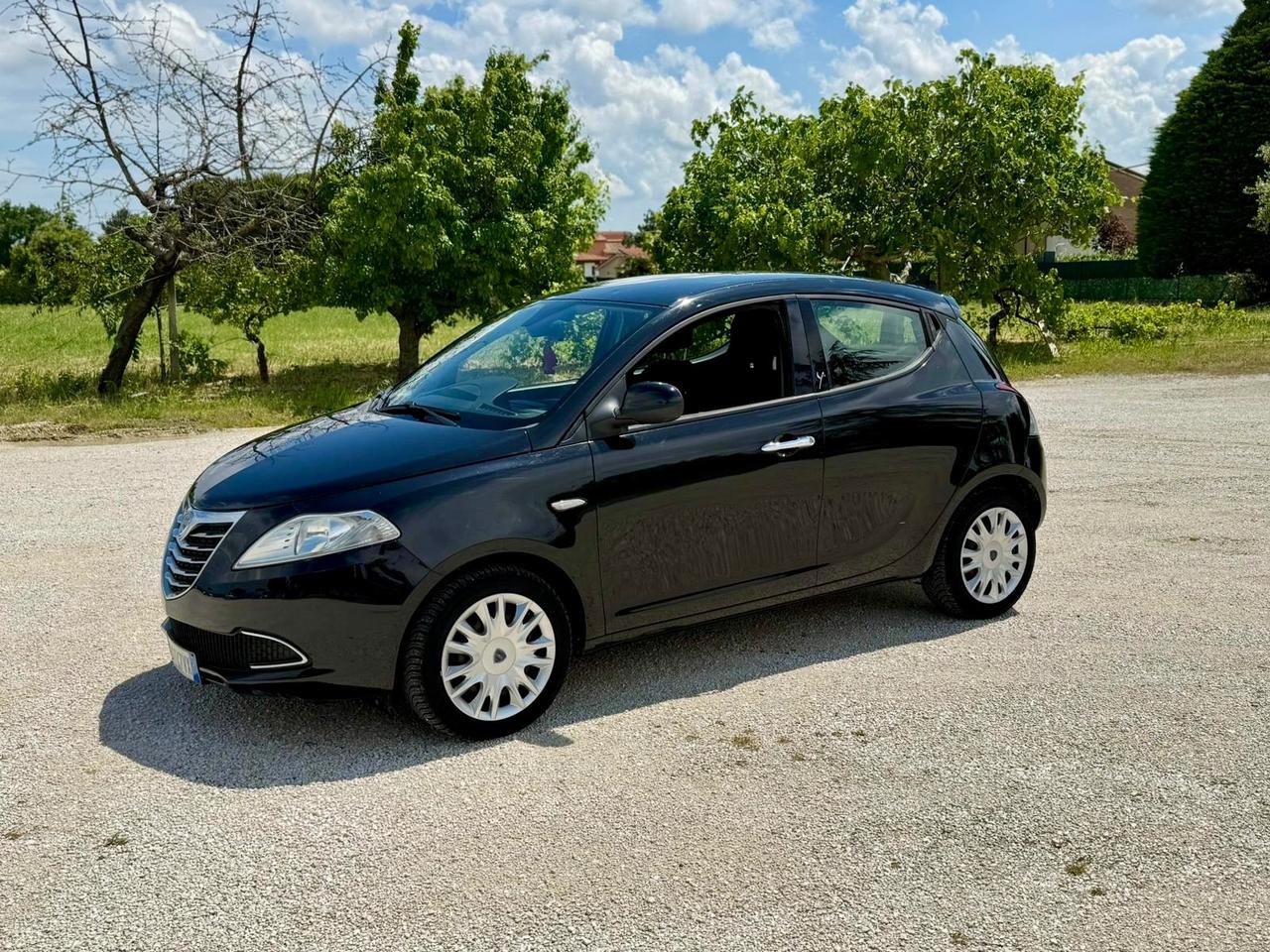 Lancia Ypsilon 1.3 Diesel MJT EURO5B neopatentati uniproprieta