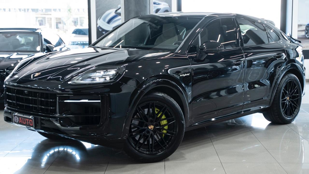 Porsche Cayenne COUPE 3.0 E-HYBRID TIPTRONIC 21" TETTO PANORAMICO PACK CHRONO BOSE SEDILI SCARICHI S