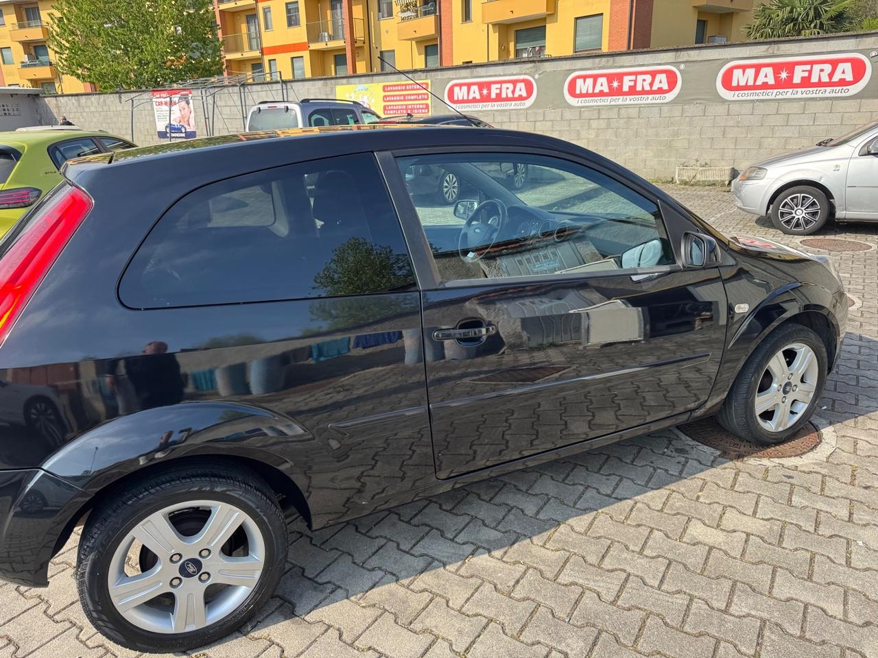 Ford Fiesta 1.2 16V 3p. neopatentati